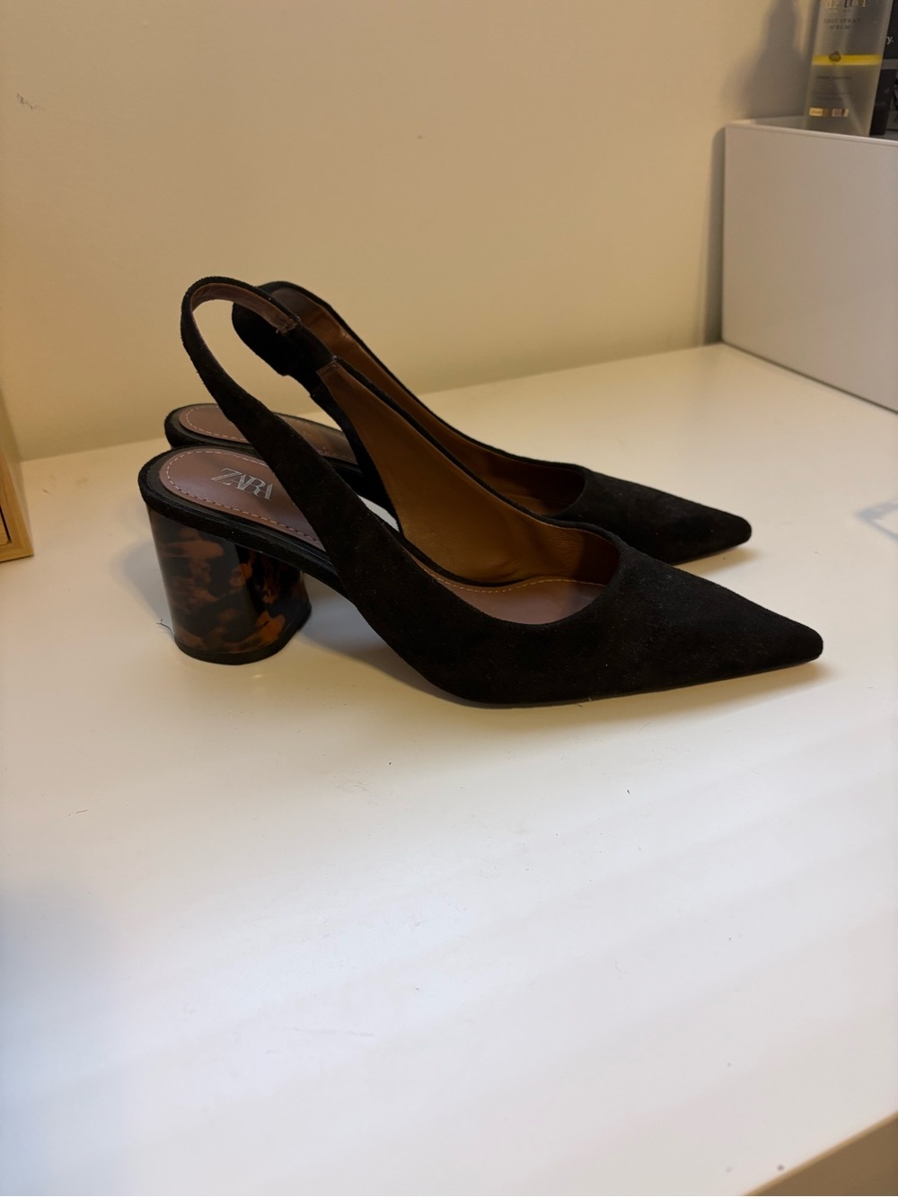 Zara Black Suede Pointed Toe Slingback Heels with Block Heel - Picture 2 of 3